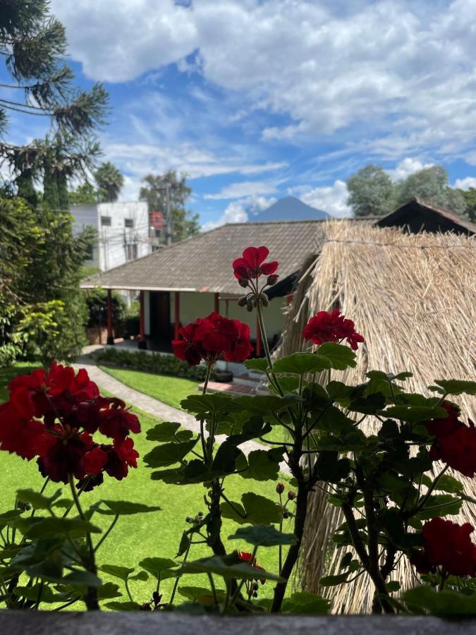 Hotel Rancho Grande Inn Panajachel Dış mekan fotoğraf
